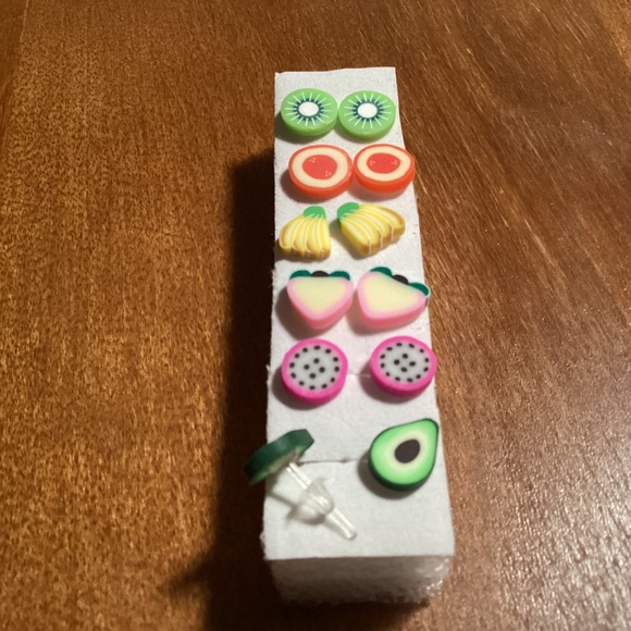Polymer Clay Sliced Fruit/Fruit Stud Earrings Bundle New  6 pairs - Picture 7 of 8